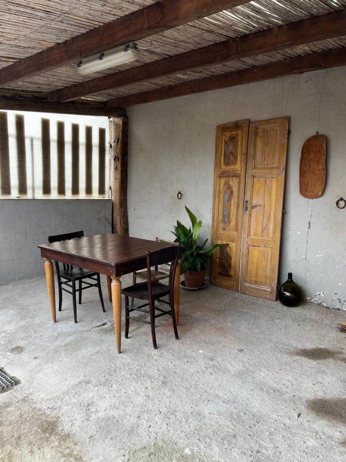 Graziosa Stanza Campidanese Su Segundu Guest House Oristano Luaran gambar